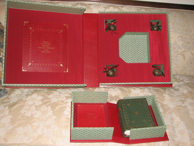 Twas_the_Night_Before_Christmas_Presentation_Box